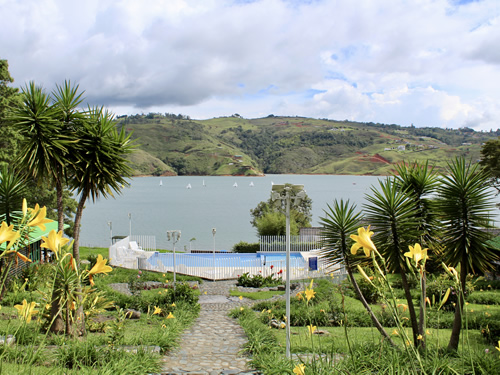 Entretenimiento en el Lago Calima